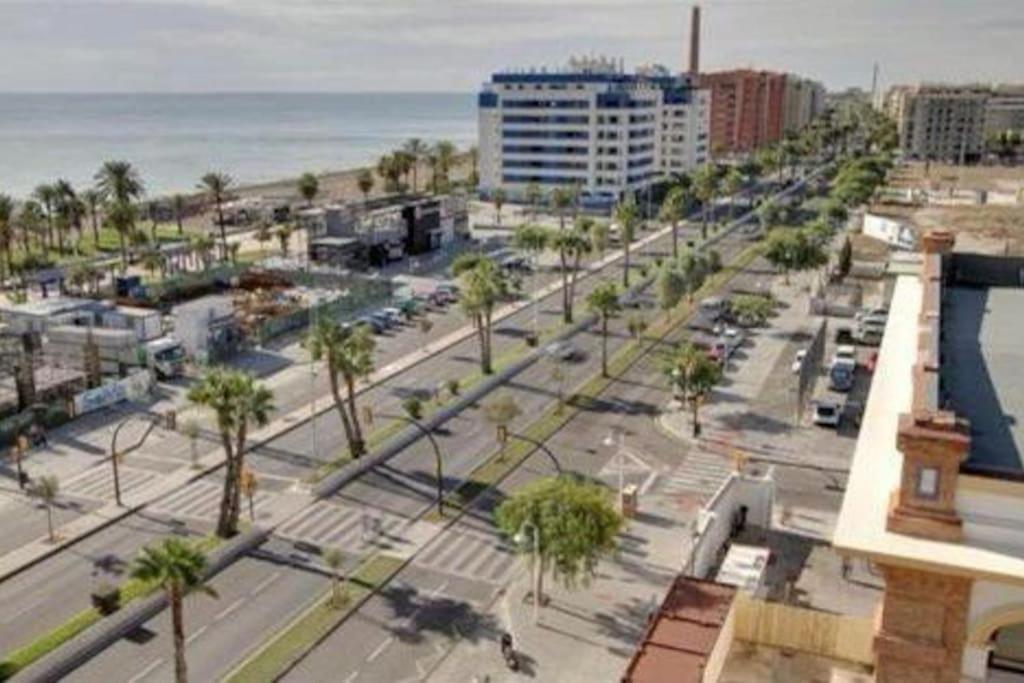 Love Rent4 Malaga Pacifico Экстерьер фото