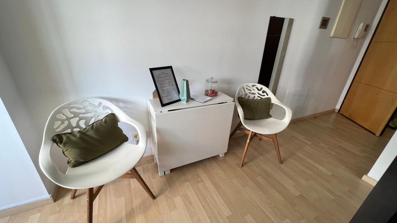 Love Rent4 Malaga Pacifico Экстерьер фото
