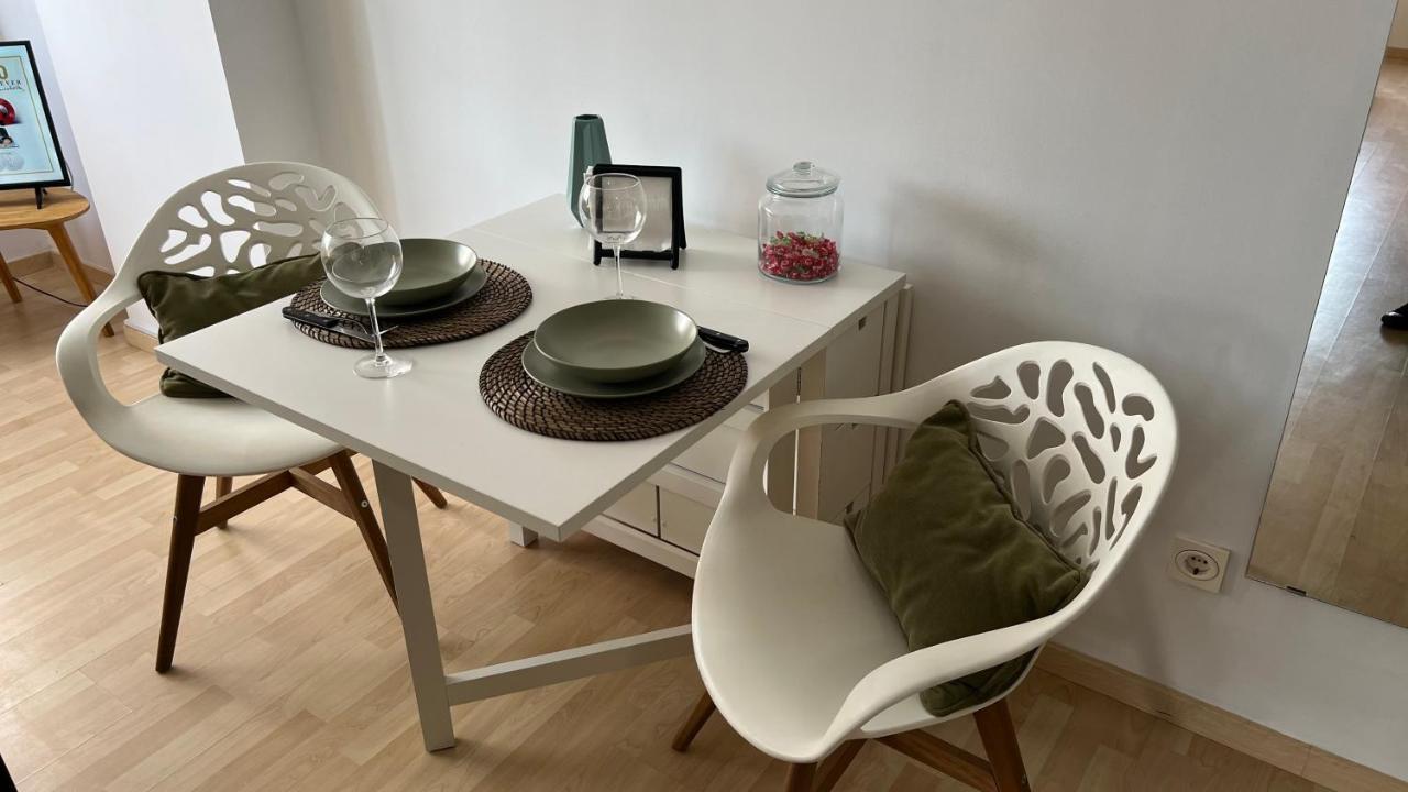 Love Rent4 Malaga Pacifico Экстерьер фото