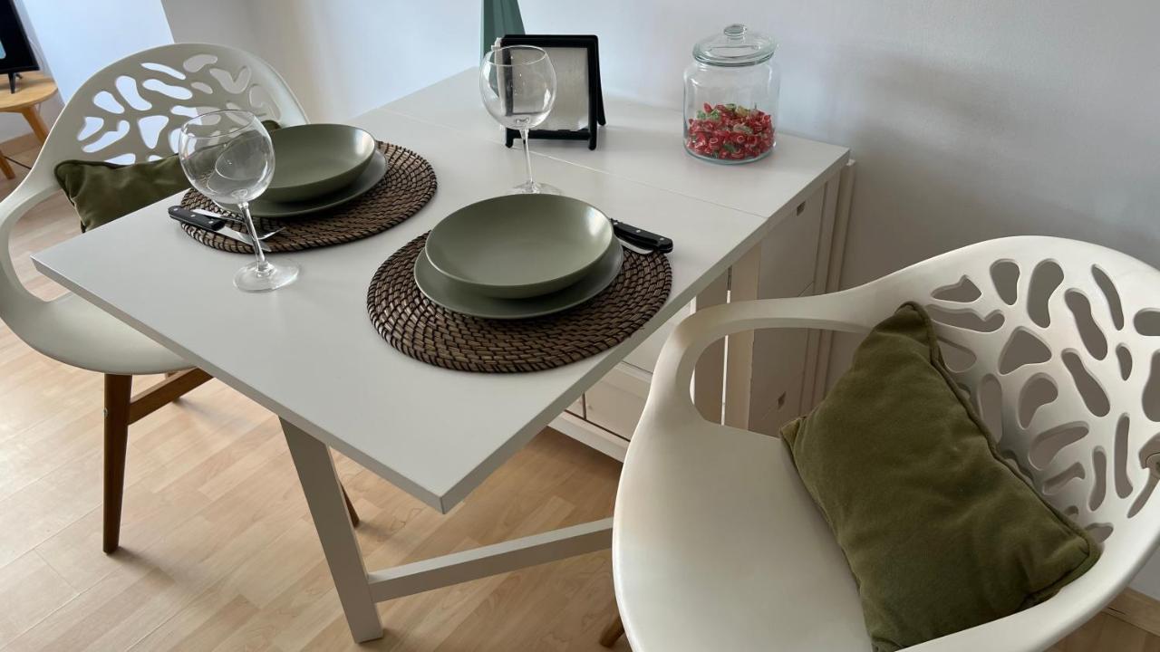 Love Rent4 Malaga Pacifico Экстерьер фото