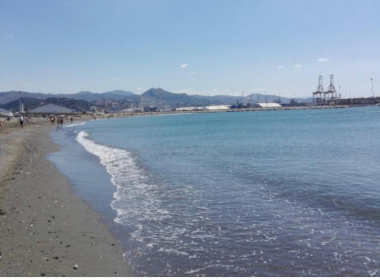 Love Rent4 Malaga Pacifico Экстерьер фото